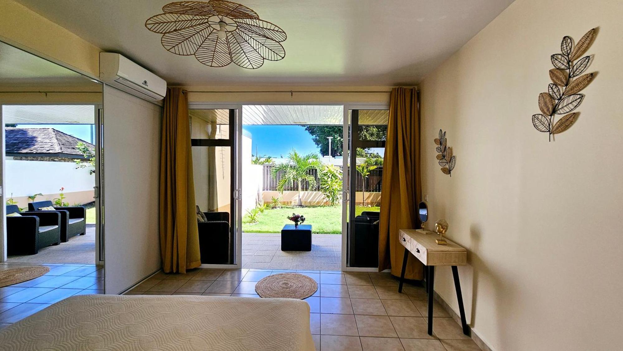 Cozy House In A Private Complex Paea Exterior foto