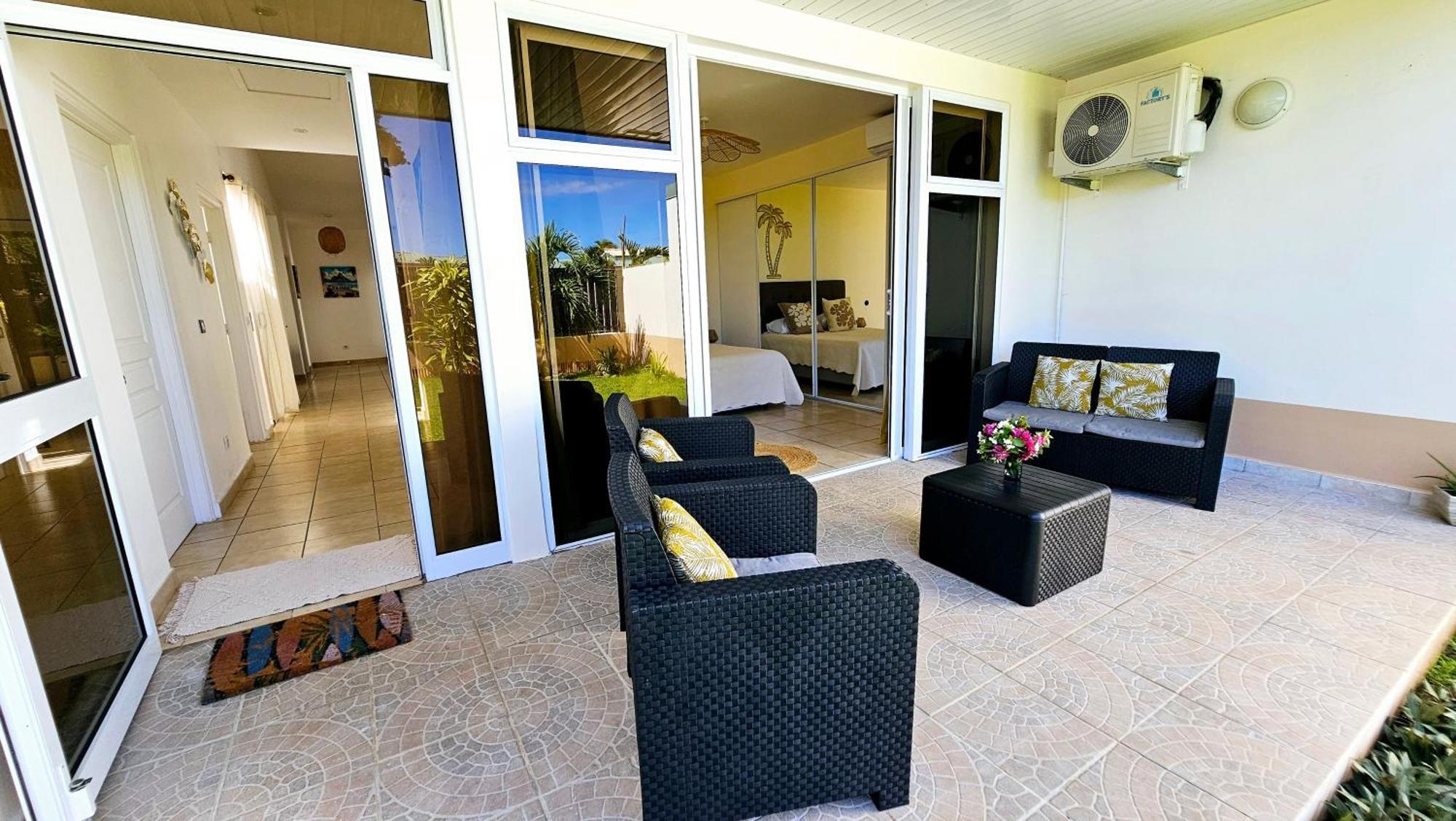 Cozy House In A Private Complex Paea Exterior foto